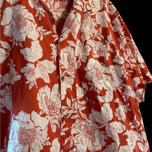 Old Navy Red and White Casual Button Down Shirt - Picture 3 of 5